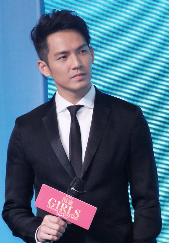 jWB501I3aj8u0Cuy0N3SH8J742324sQh.jpg 溫莎領2-1.jpg